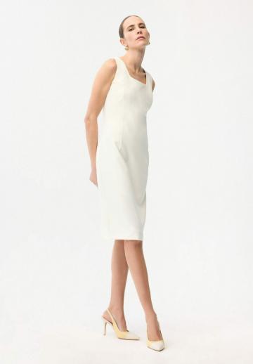 Платье футляр