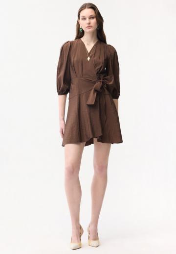 Короткое платье