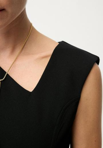 Платье футляр