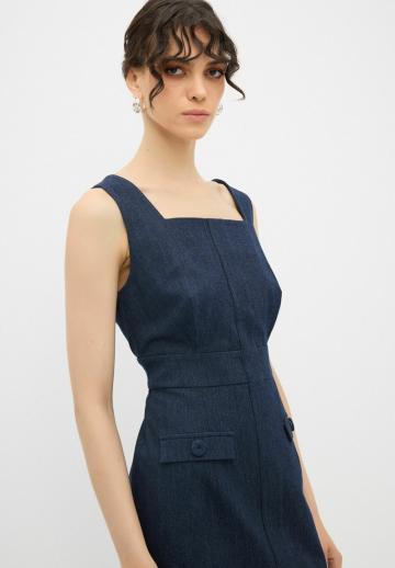 Джинсовый комбинезон