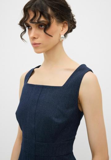 Джинсовый комбинезон