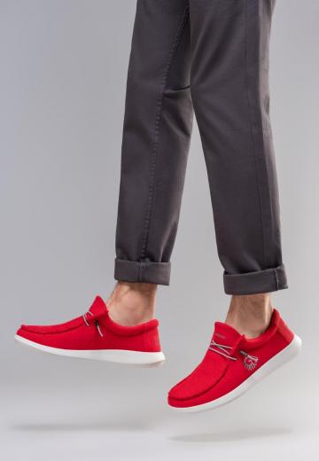 Ботинки на шнуровке