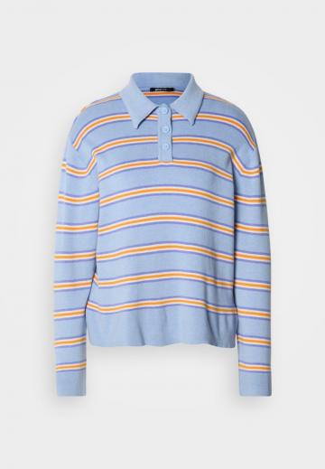 Пуловер с воротником поло
