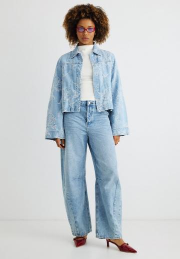 Джинсовая куртка