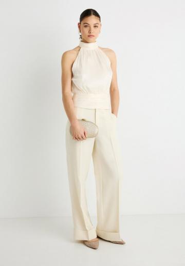 Блузка без рукавов