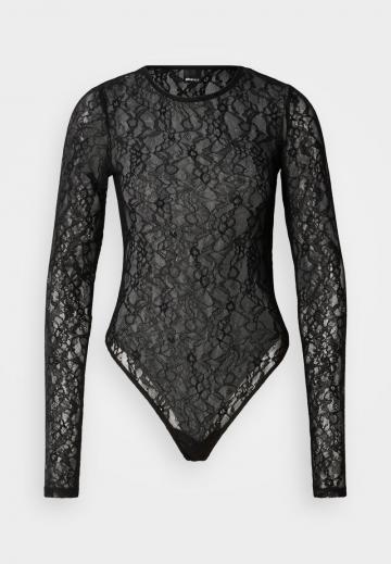 Кружевная блузка