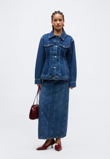 Джинсовая куртка