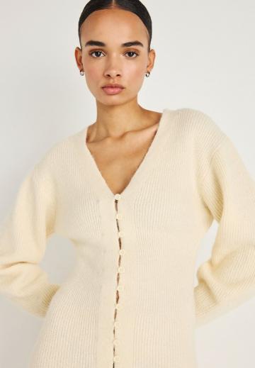 Вязаное платье