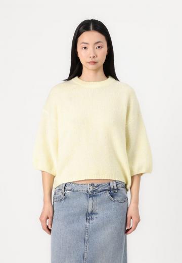 Пуловер с рукавом три четверти