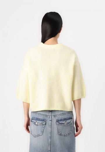 Пуловер с рукавом три четверти