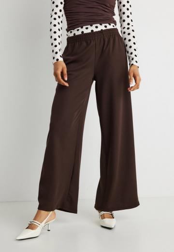 Спортивные штаны