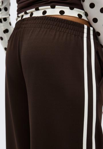 Спортивные штаны