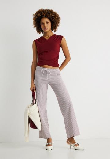 Спортивные штаны