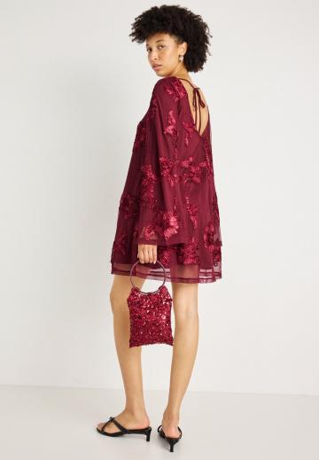 Коктейльное платье