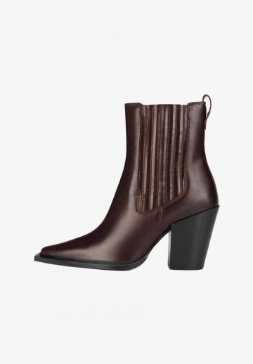 Ковбойские сапожки