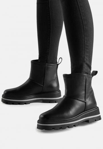 Полусапожки на платформе