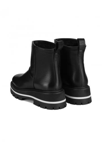 Полусапожки на платформе