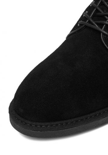 Ботинки на шнуровке