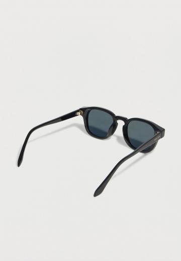 Солнечные очки