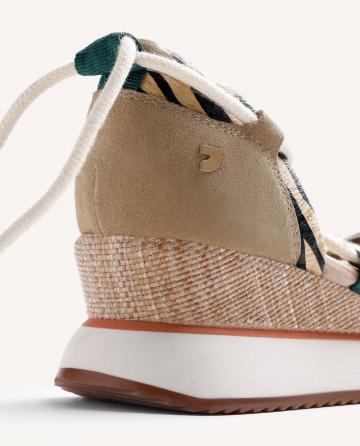 Туфли на шнуровке