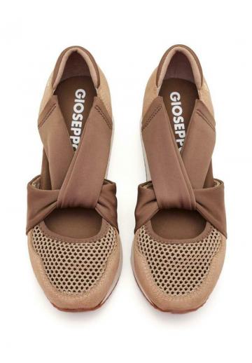 Туфли на танкетке