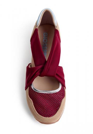 Туфли на танкетке