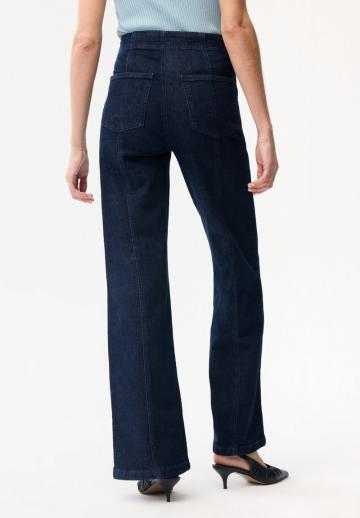 Клешеные брюки