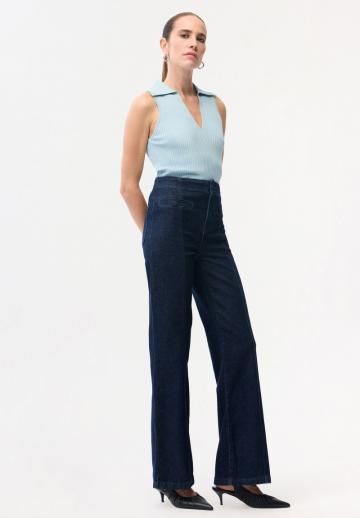 Клешеные брюки