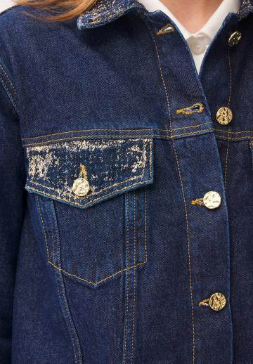 Джинсовая куртка