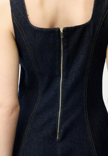 Джинсовый комбинезон