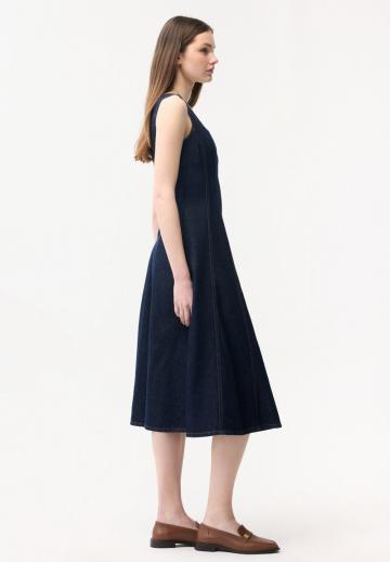 Джинсовый комбинезон