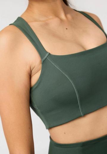 Спортивный бюстгальтер