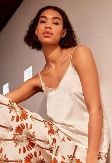 Топ на бретельках