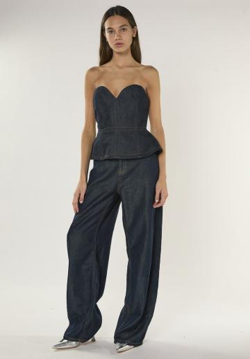 Джинсовый комбинезон