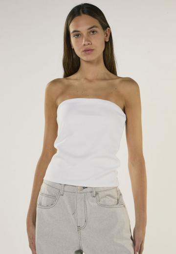Топ без бретелек