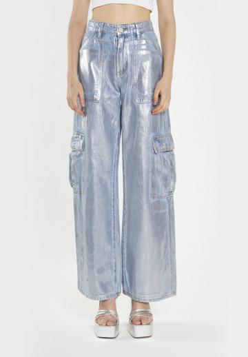 Клешеные джинсы