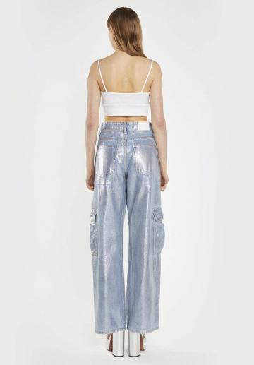 Клешеные джинсы