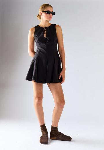 Короткое платье