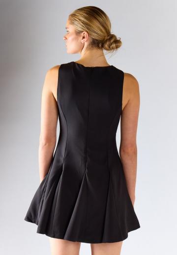 Короткое платье