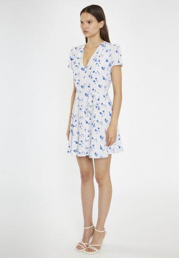 Короткое платье