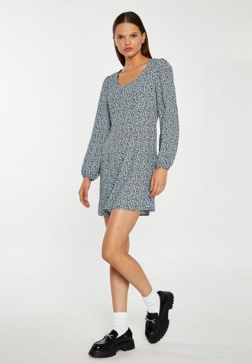 Короткое платье