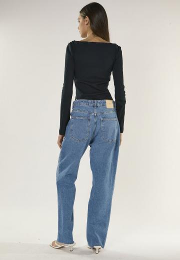 Свободные джинсы