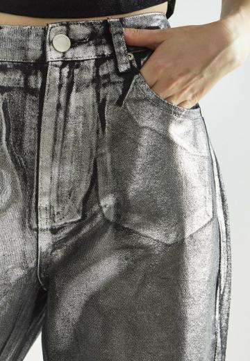 Прямые джинсы