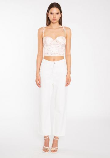 Прямые джинсы