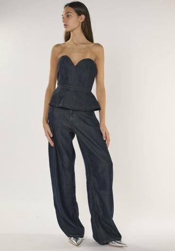 Топ без бретелек