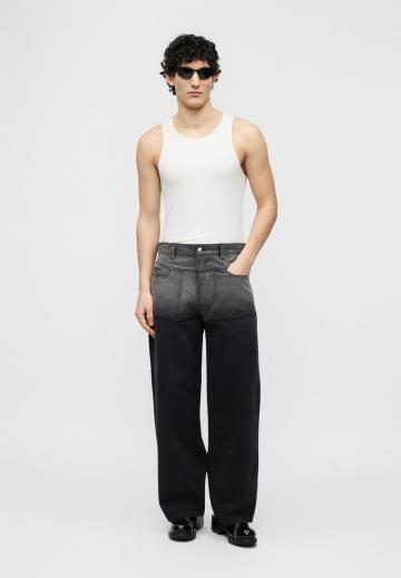 Прямые джинсы