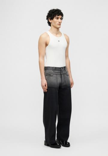 Прямые джинсы