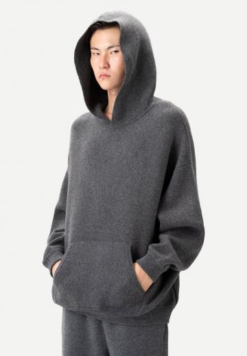 Пуловер с капюшоном