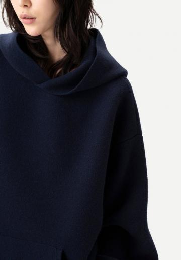 Пуловер с капюшоном