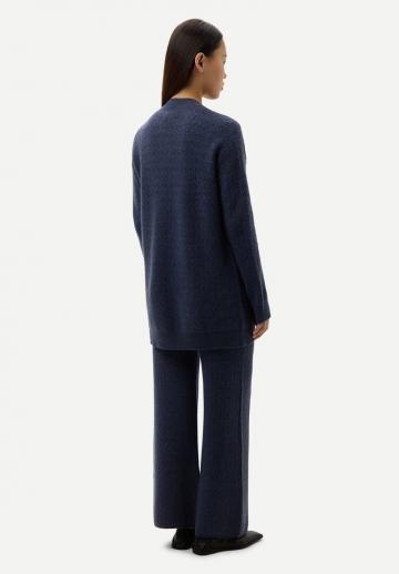 Вязаная кофта